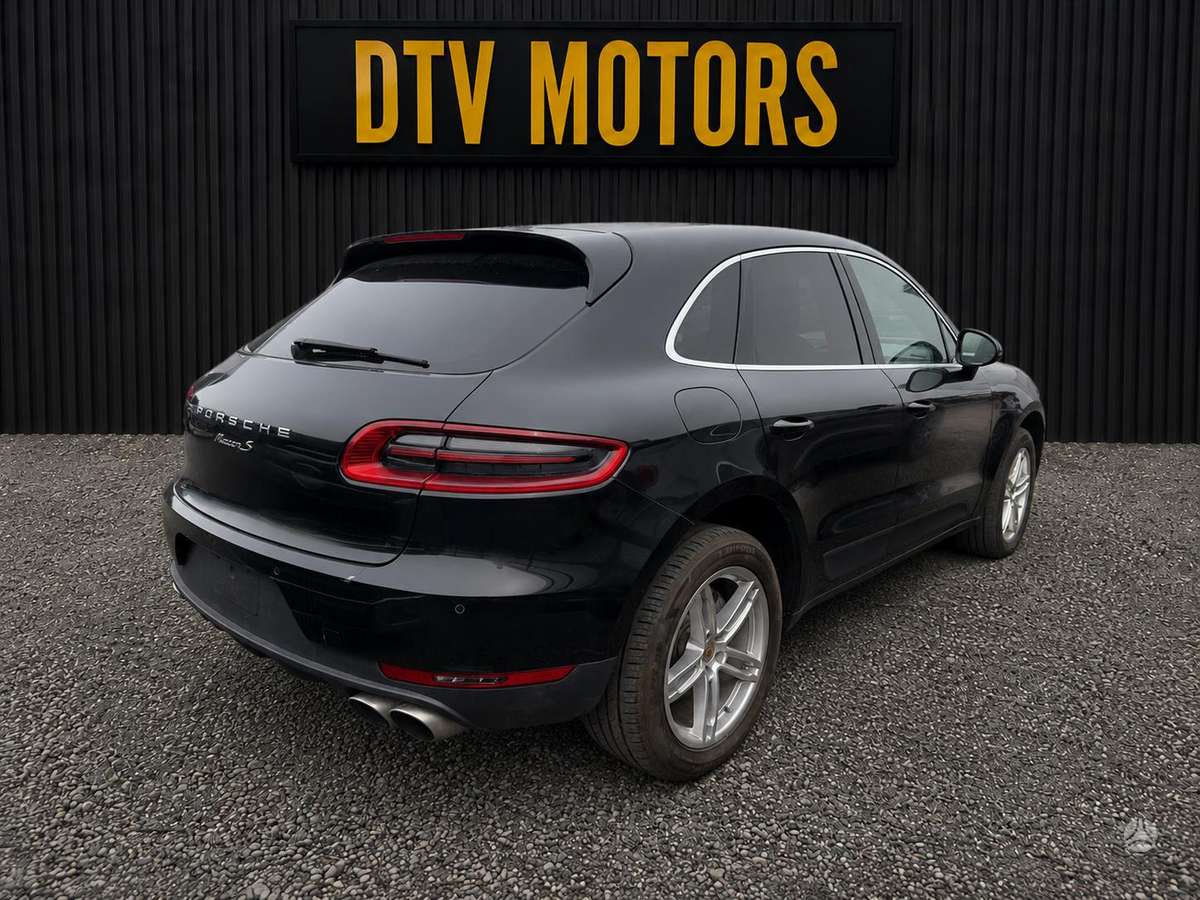 Porsche Macan - 3