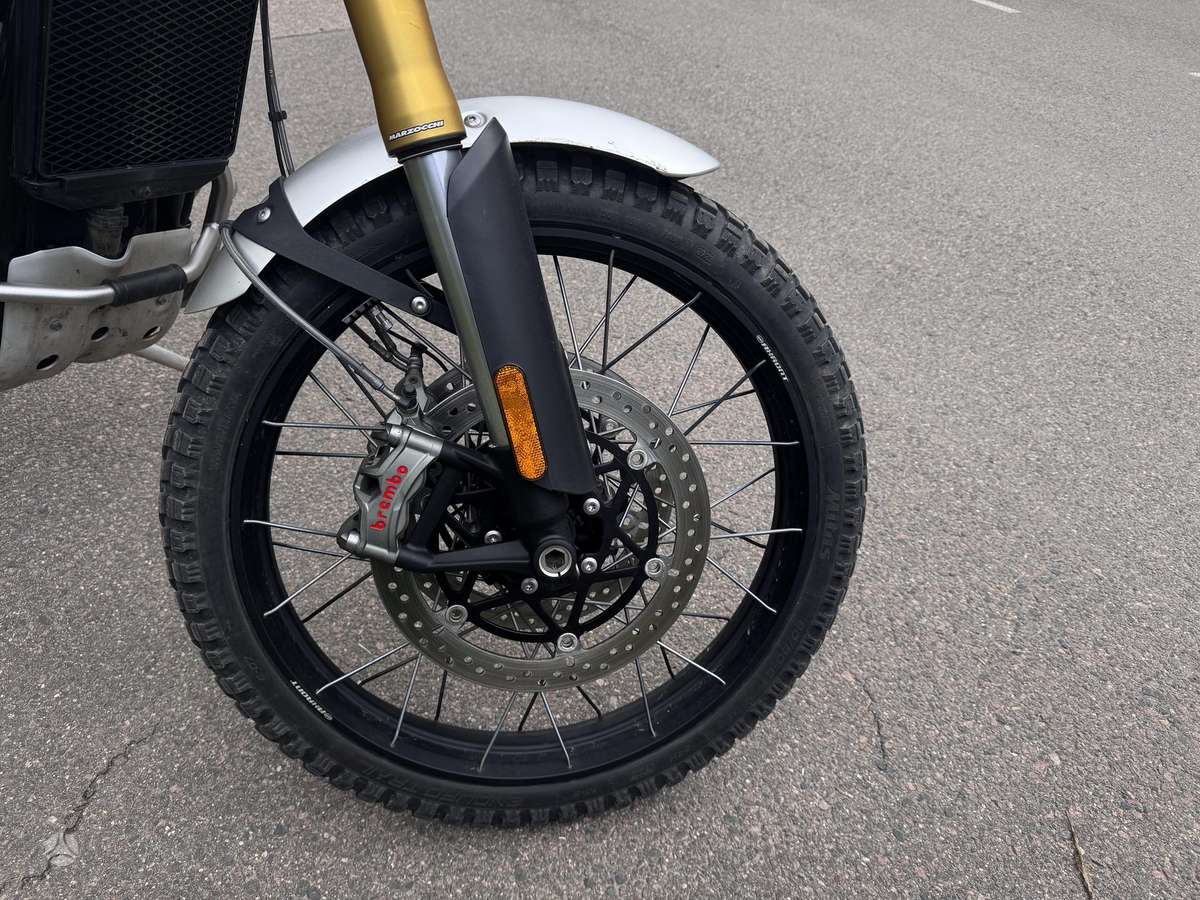 Triumph Scrambler 1200cc, enduro / adventure