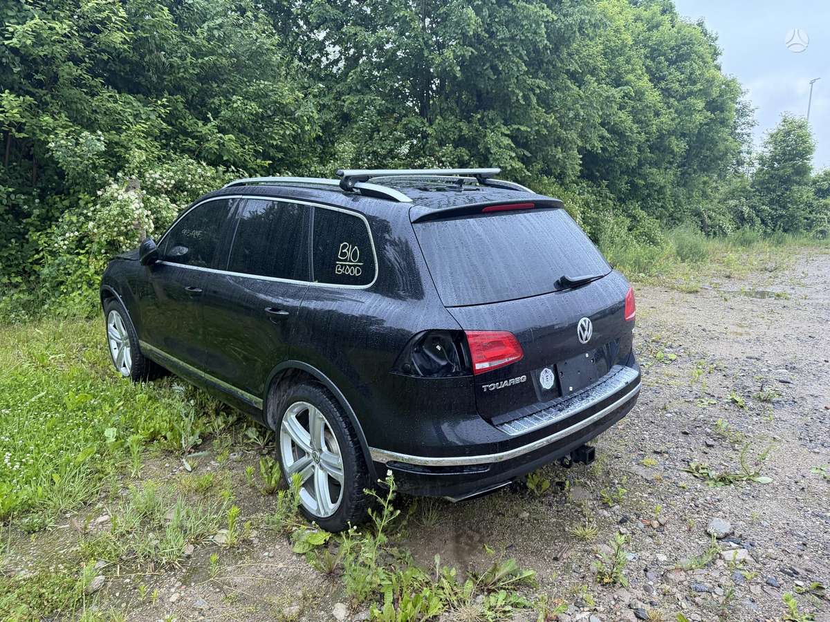 Volkswagen Touareg - 4