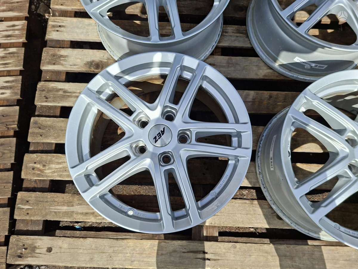 Dezent 7J ET52 66.5, light alloy, R16