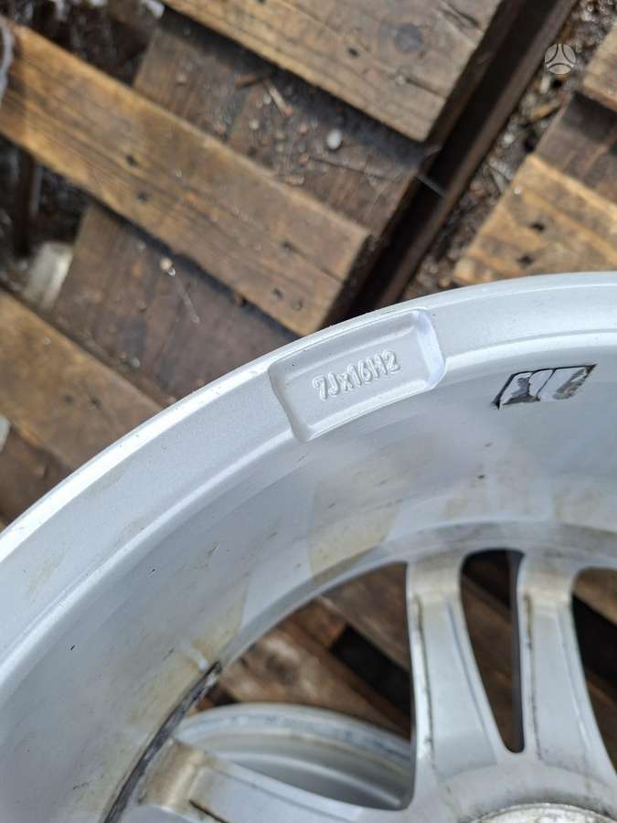 Dezent 7J ET52 66.5, light alloy, R16