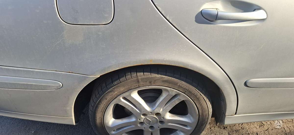 Mercedes-Benz E200, 2.2 l., Универсал