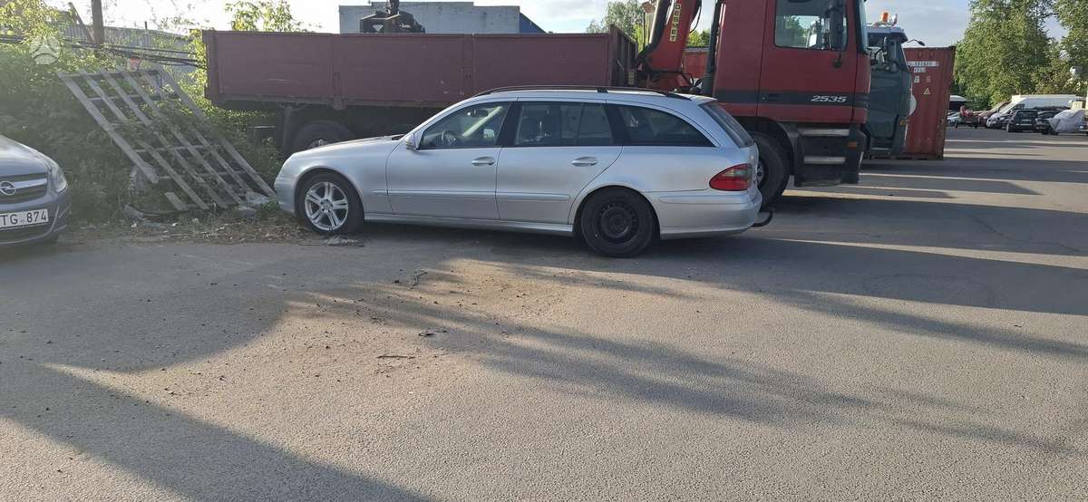 Mercedes-Benz E200, 2.2 l., Универсал