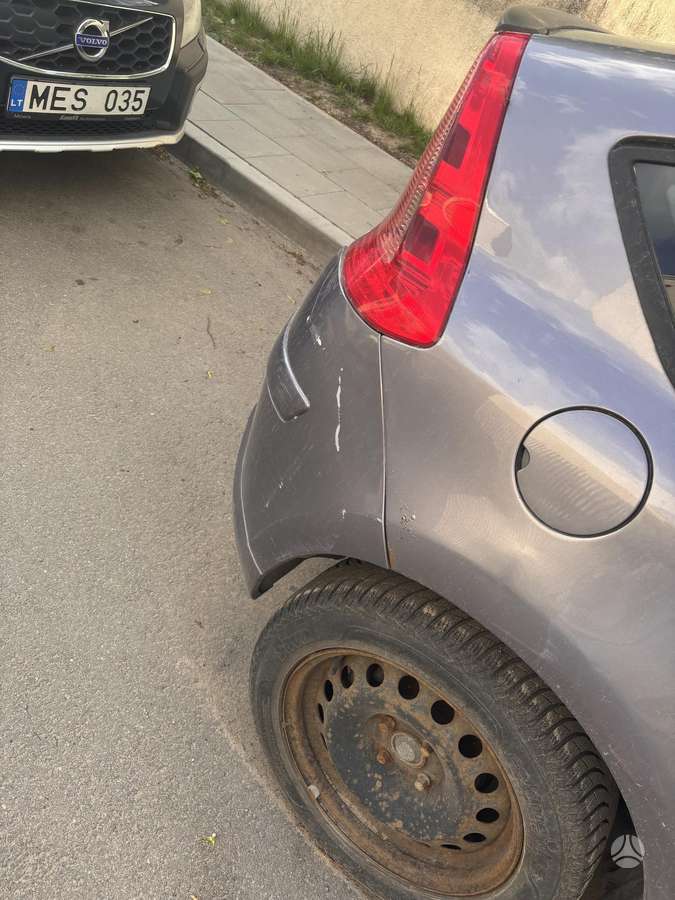 Citroen C4, 1.6 l., hatchback
