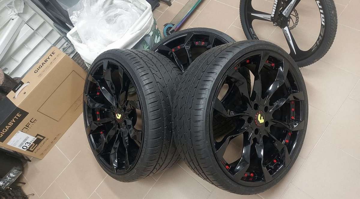 Tesla Model S, 100 кВт·ч, Хэтчбек