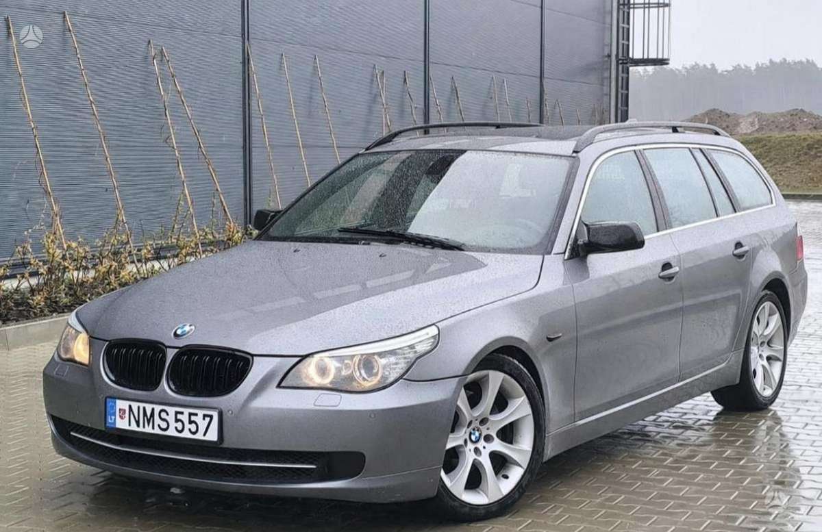 BMW 530, 3.0 l., wagon