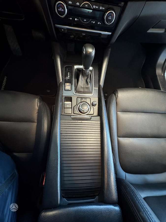 Mazda 6, 2.5 l., saloon / sedan