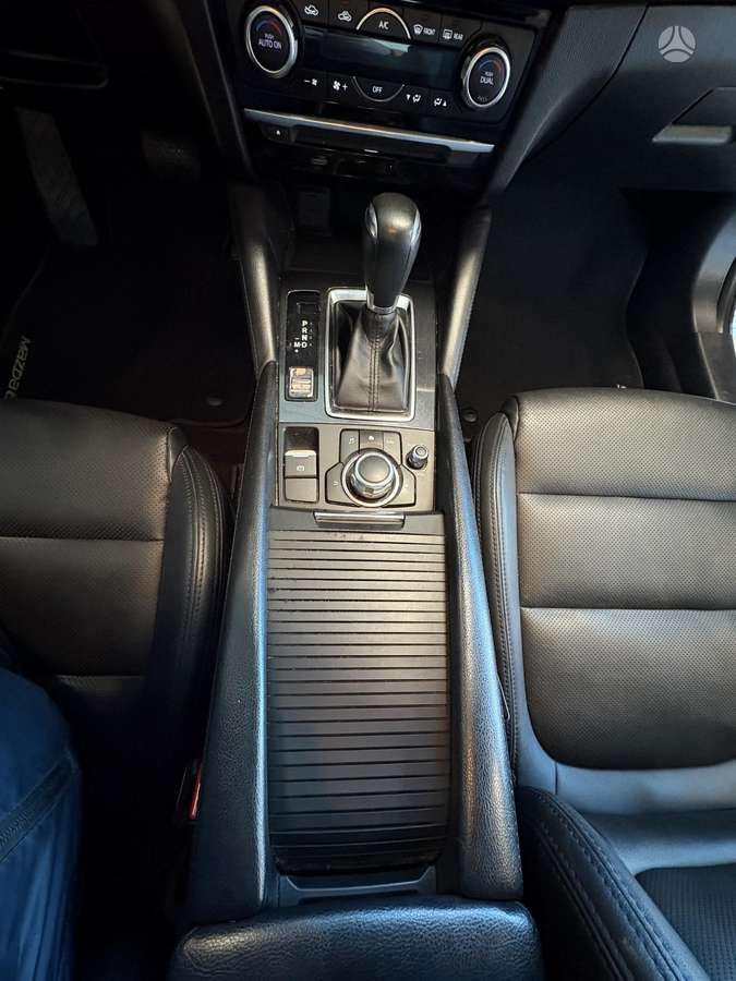 Mazda 6, 2.5 l., Седан