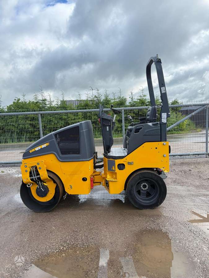Bomag BW120AC-5, vibrator / compactor