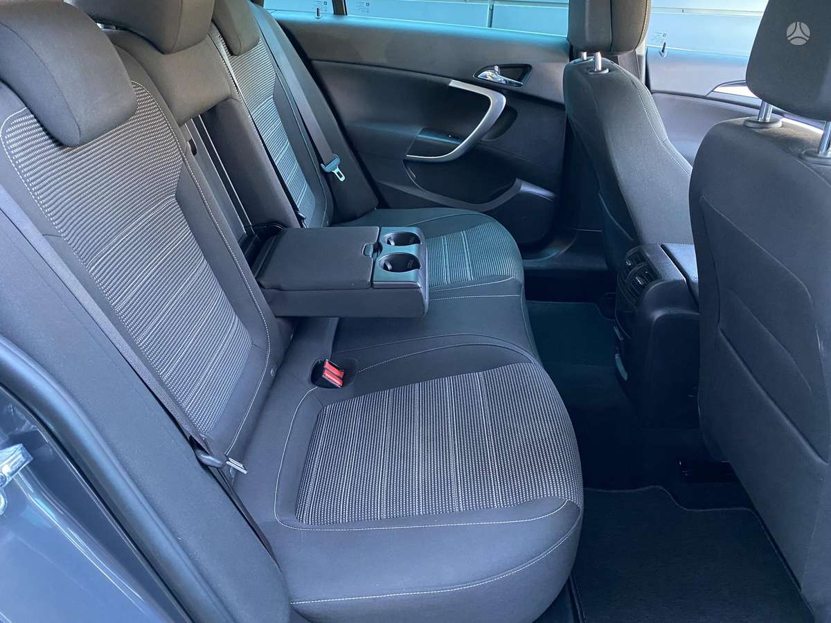 Opel Insignia, 2.0 l., Универсал