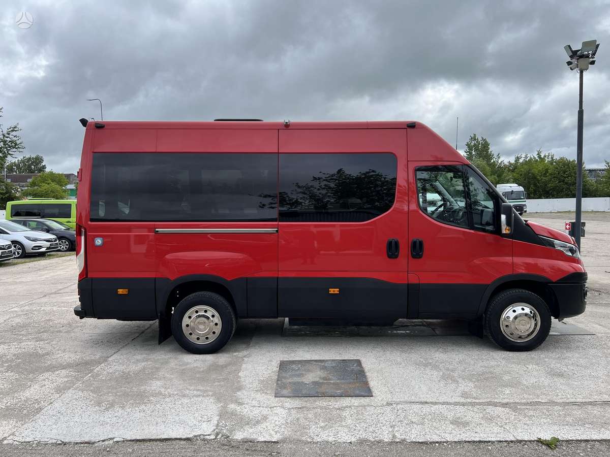 Iveco Daily, passenger minibus