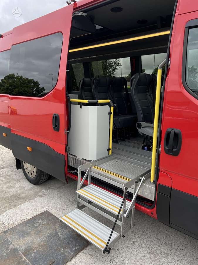 Iveco Daily, passenger minibus