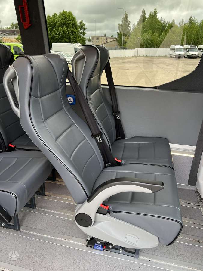 Iveco Daily, passenger minibus