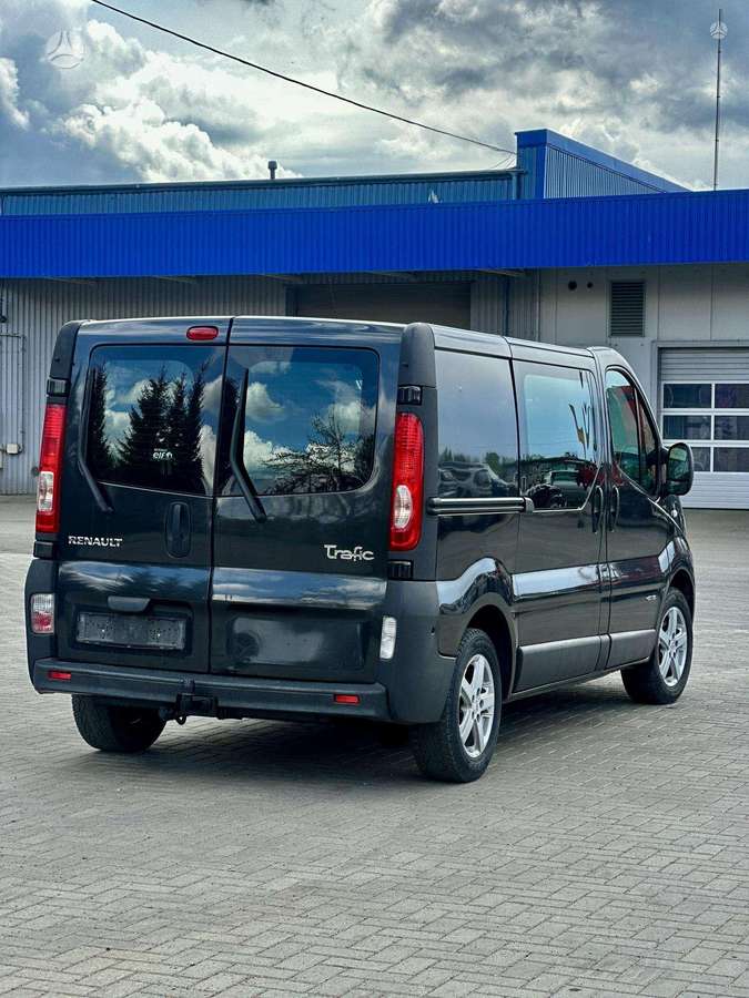 Renault Trafic, 2.0 l., Коммерческий