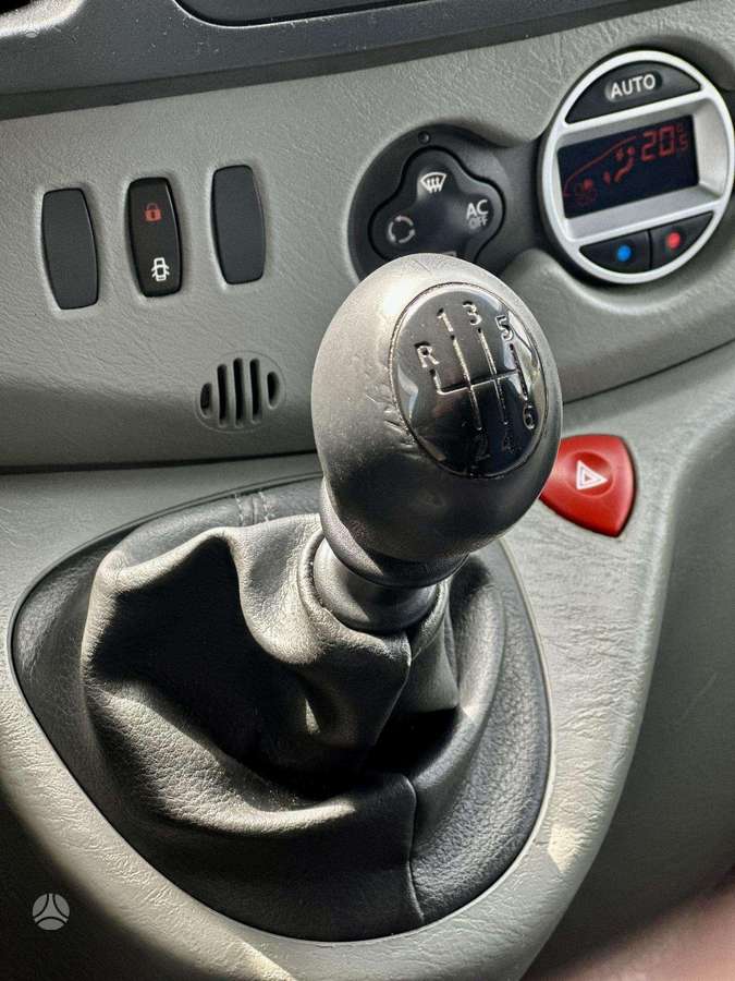 Renault Trafic, 2.0 l., komercinis