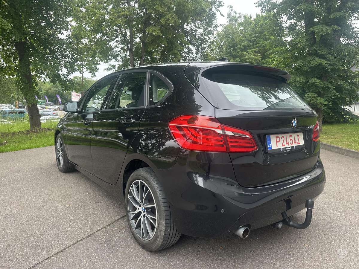 BMW 218 Active Tourer, 2.0 l., Минивэн