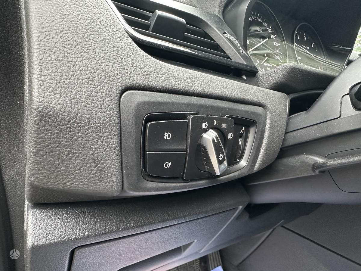 BMW 218 Active Tourer, 2.0 l., Минивэн