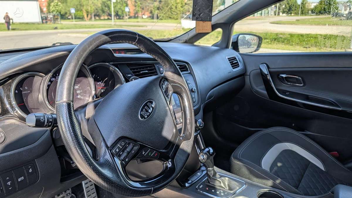 Kia Ceed, 1.6 l., Универсал