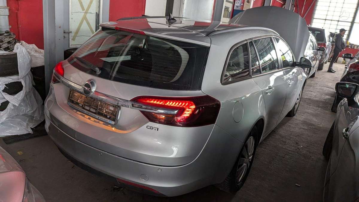 Opel Insignia, 1.6 l., Универсал