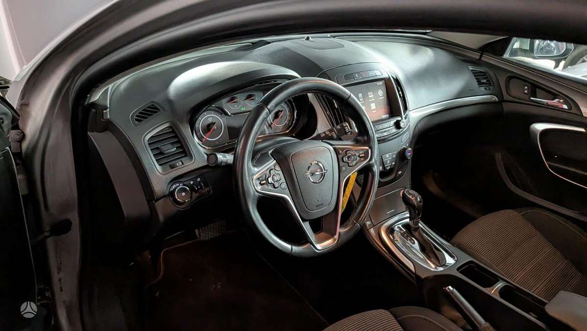 Opel Insignia, 1.6 l., Универсал