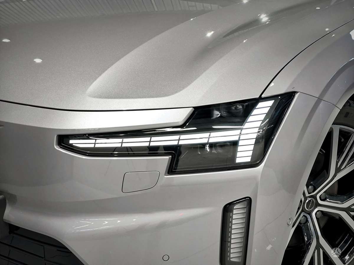Volvo ES90 - 3