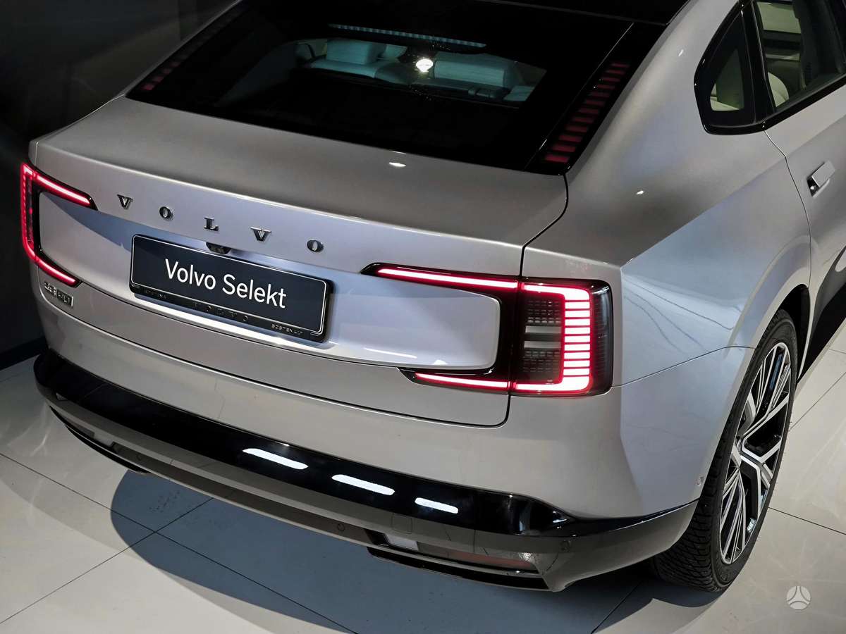 Volvo ES90 - 5