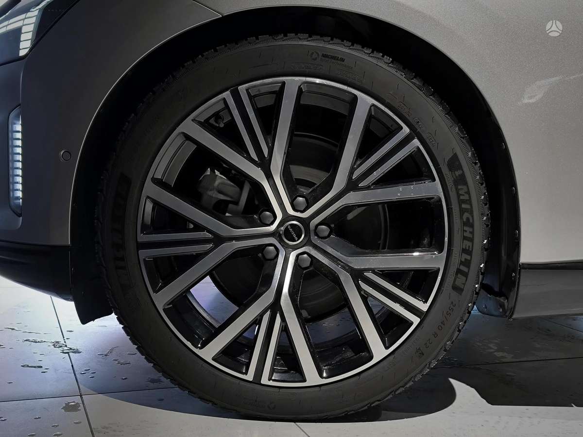 Volvo ES90 - 7