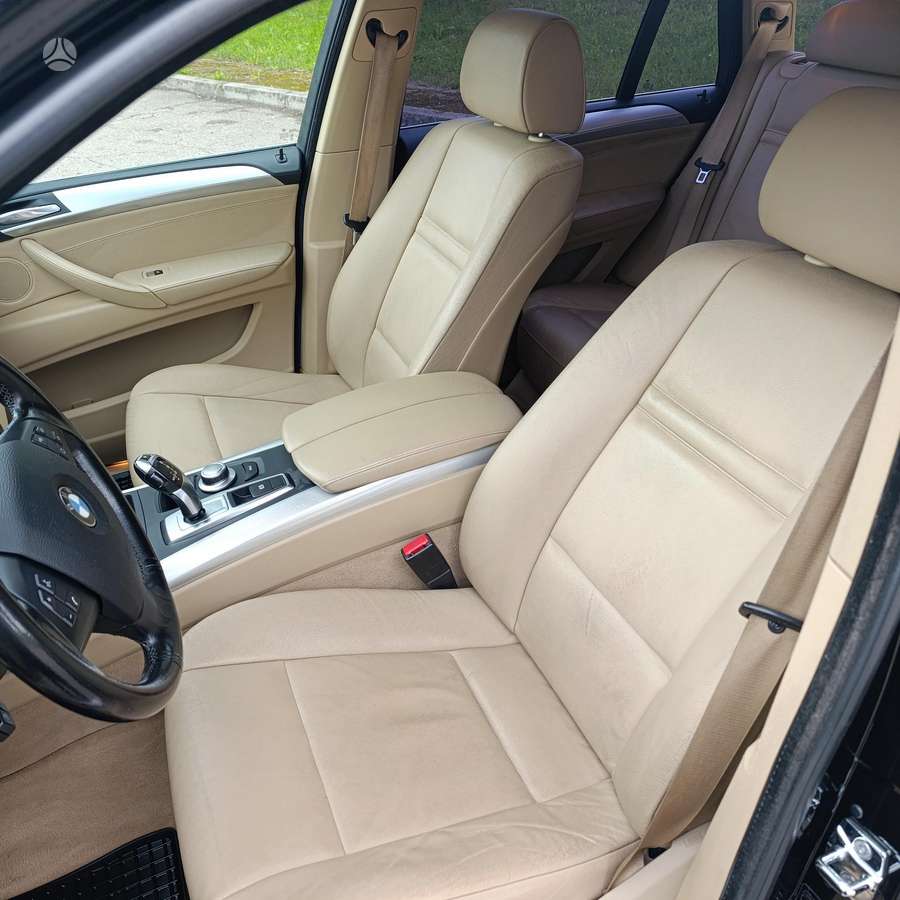 BMW X5 2007 — photo 13