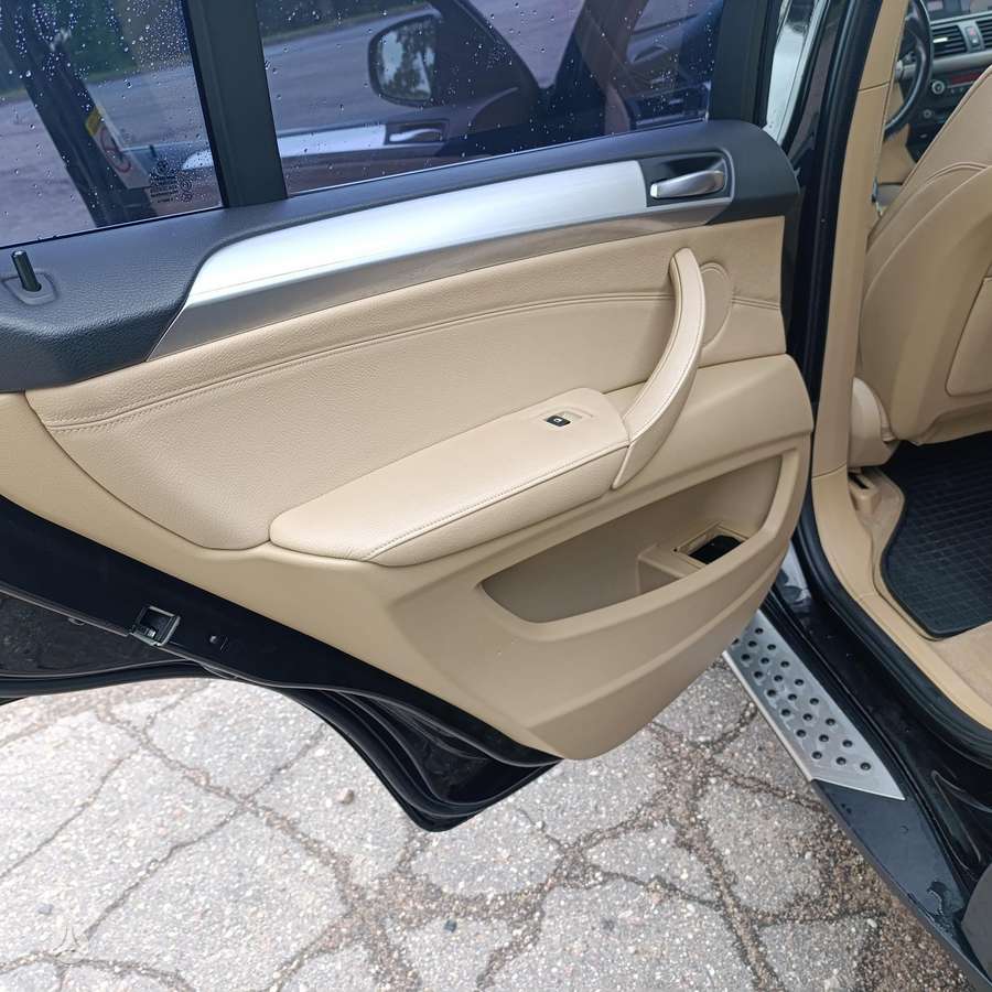 BMW X5 2007 — photo 20