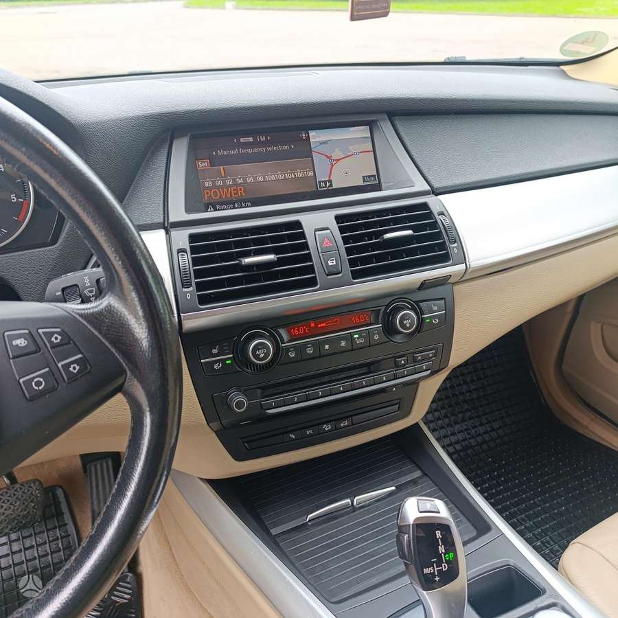 BMW X5 2007 — photo 27