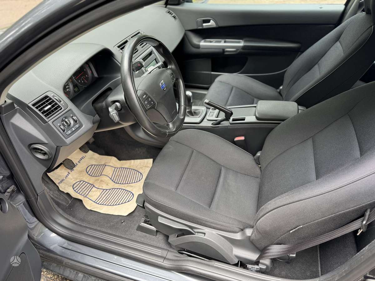 Volvo C30, 1.6 l., Хэтчбек
