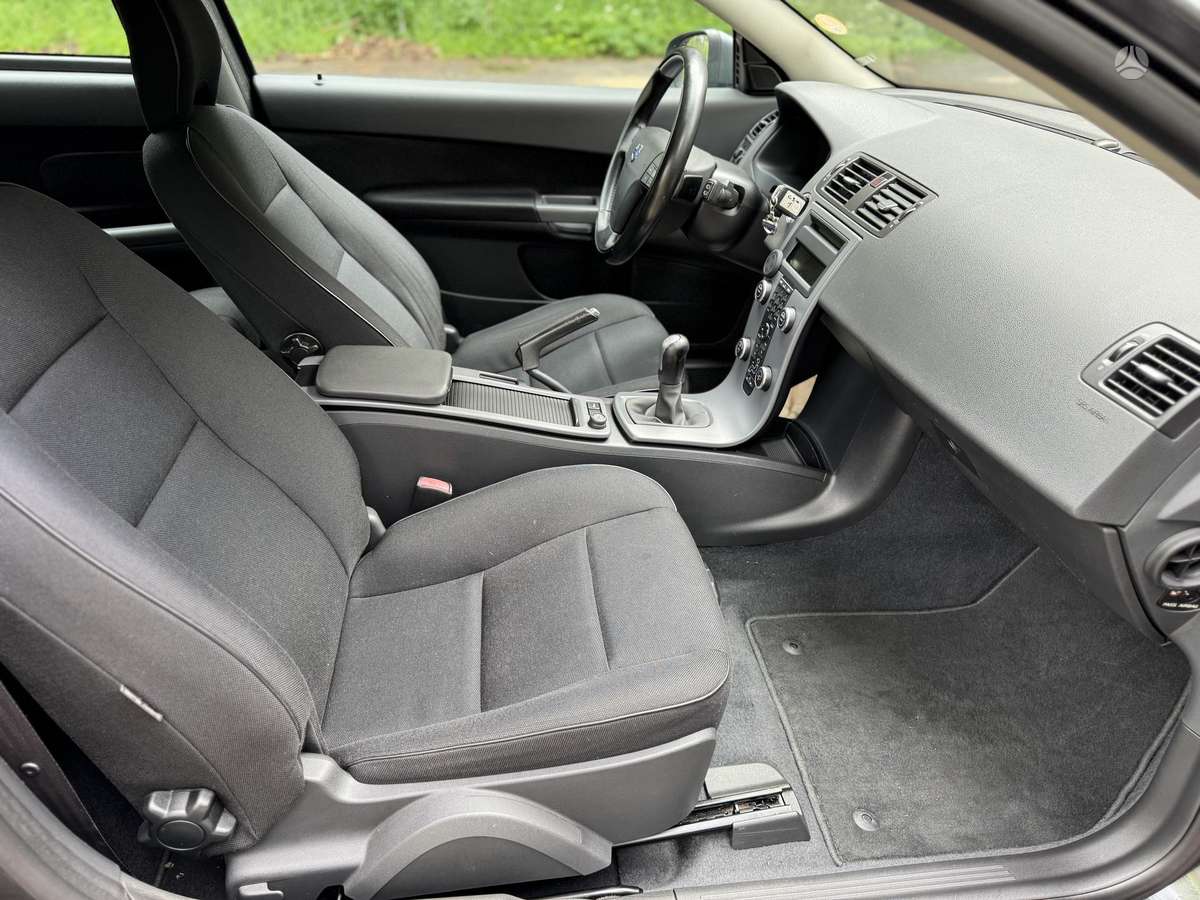 Volvo C30, 1.6 l., Хэтчбек