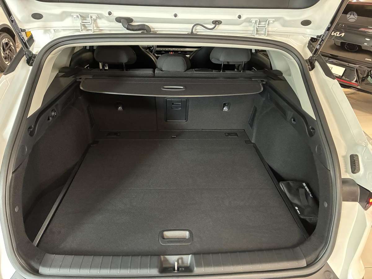 Kia K4, 1.6 l., Универсал