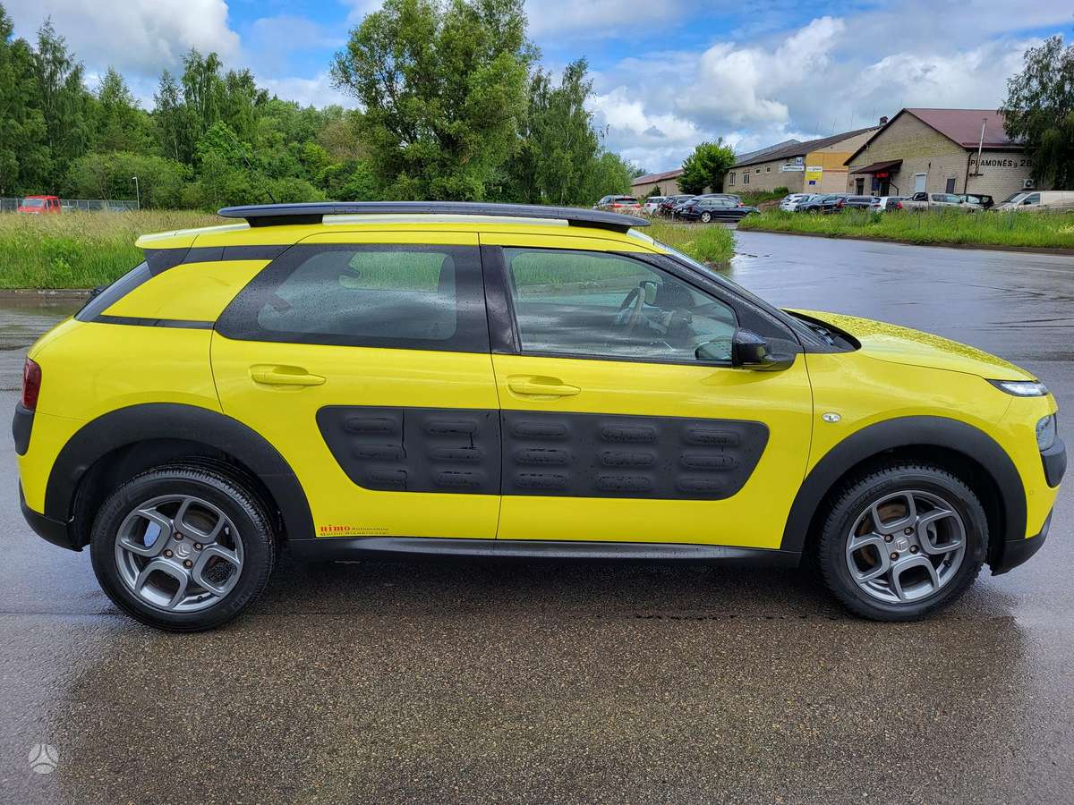 Citroen C4 Cactus, 1.2 l., hatchback