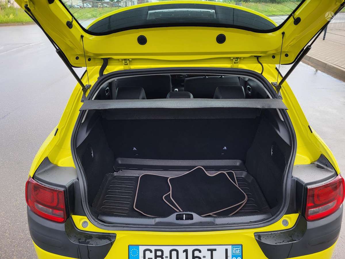 Citroen C4 Cactus, 1.2 l., hatchback