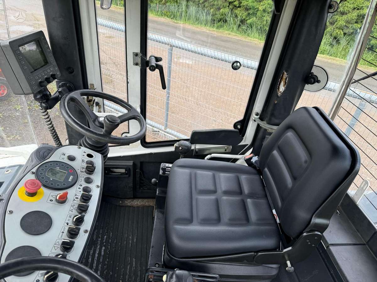 Bomag BW151AD-4 AM, vibro technika