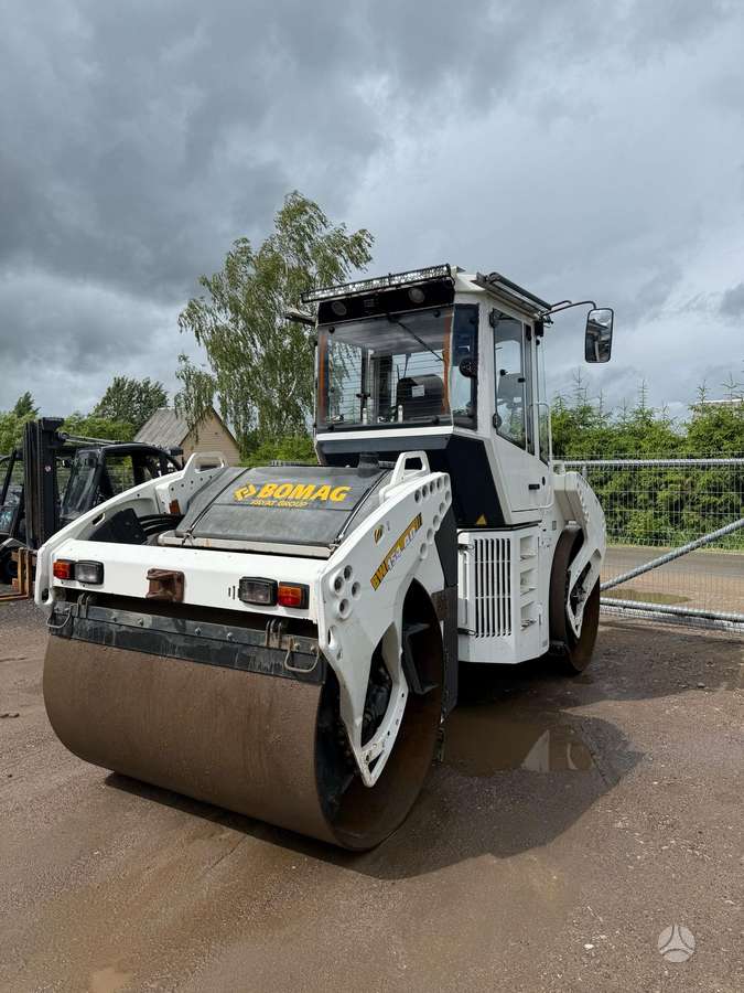 Bomag BW151AD-4 AM, vibro technika