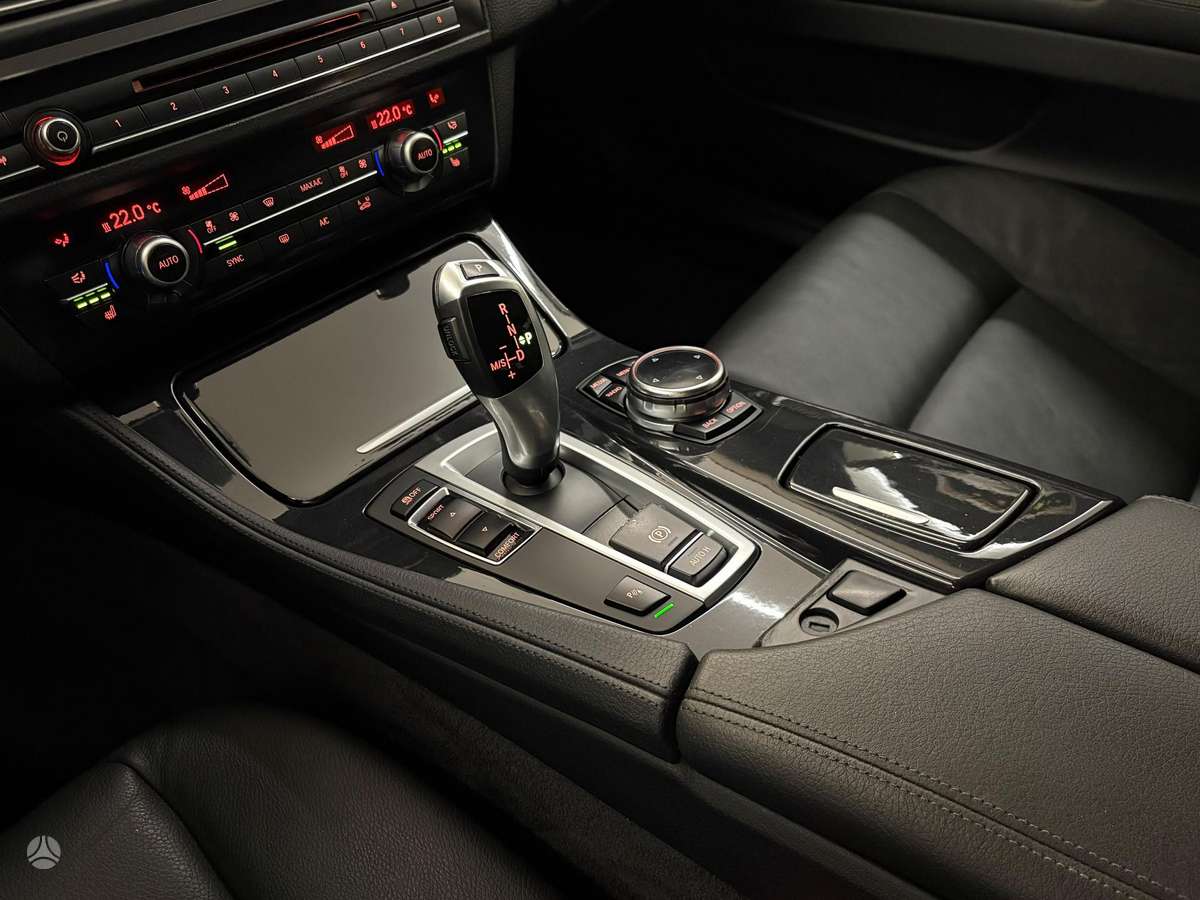 BMW 520, 2.0 l., universalas