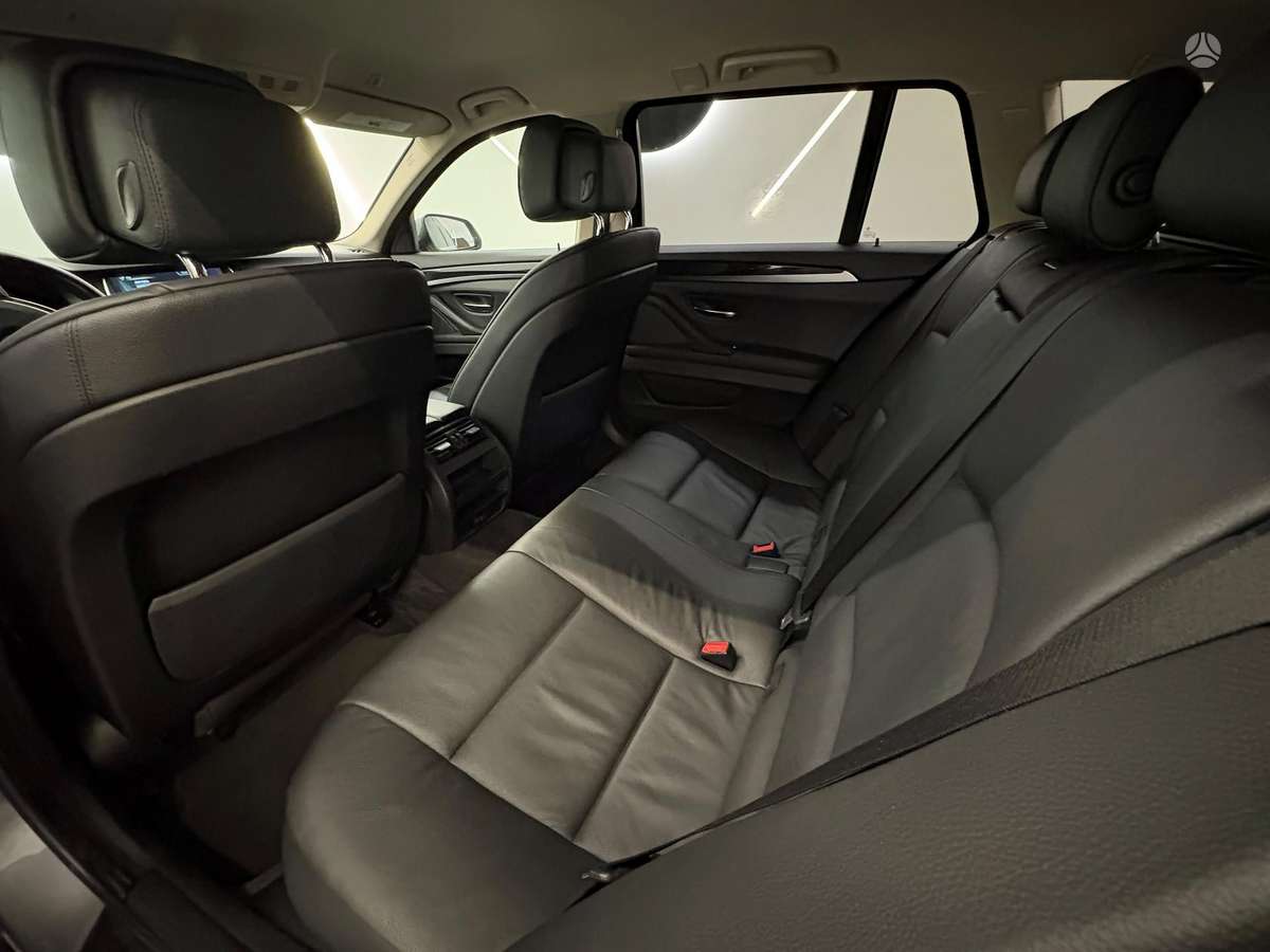 BMW 520, 2.0 l., universalas
