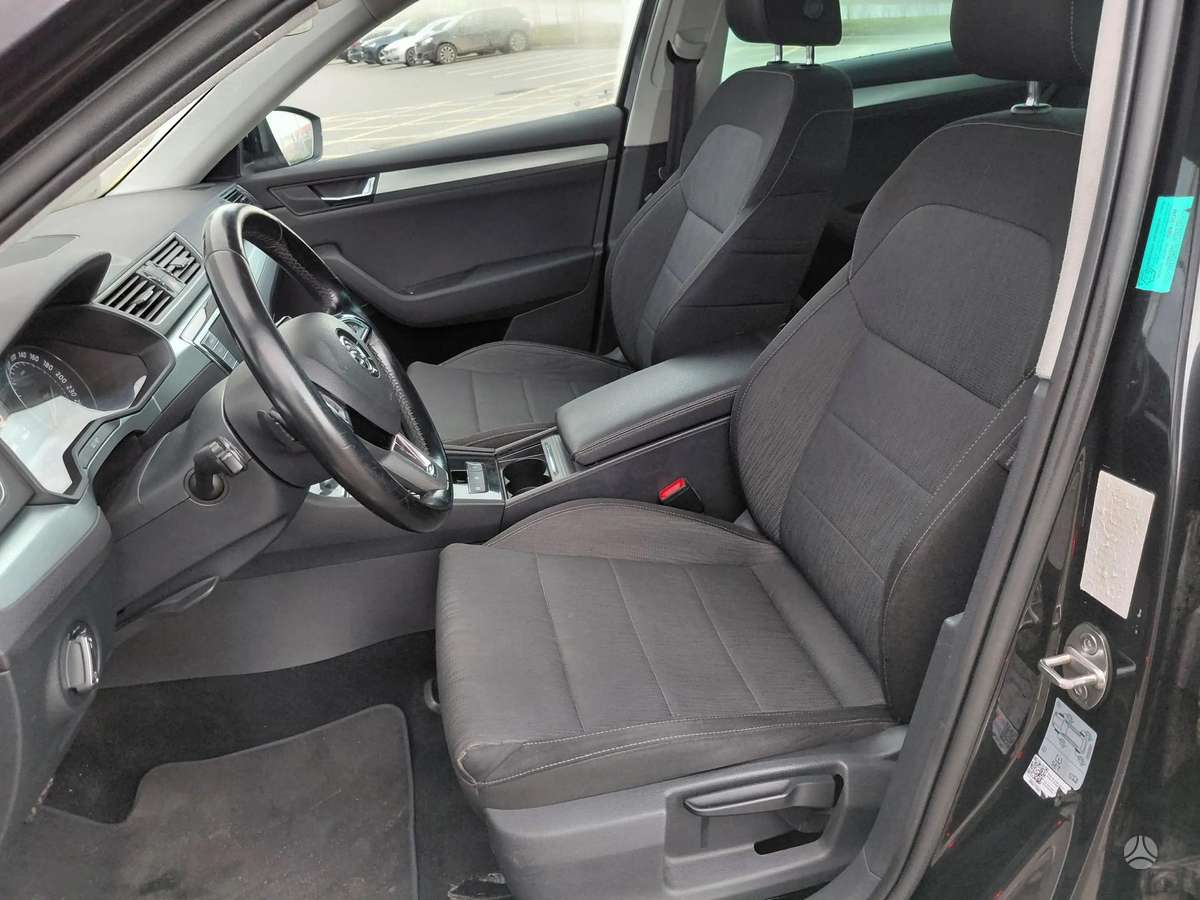 Škoda Superb - 8