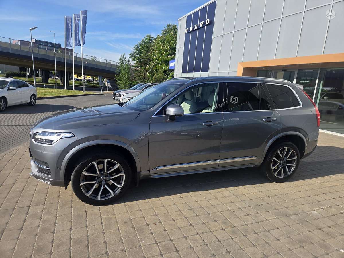Volvo XC90 - 5