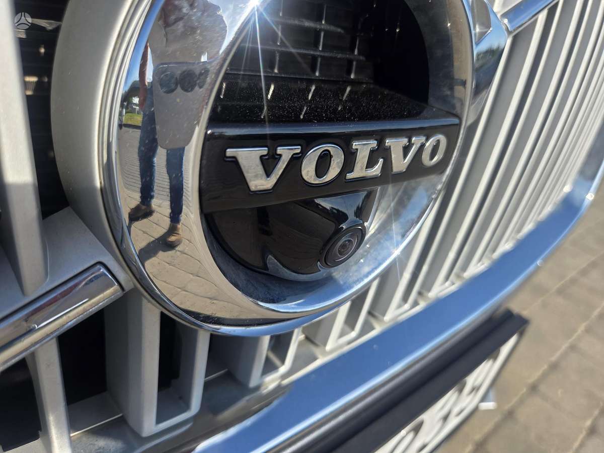 Volvo XC90 - 6