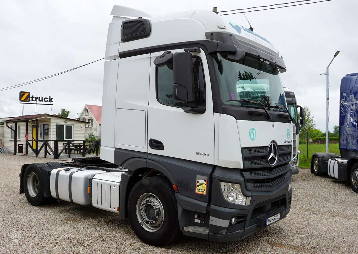 Mercedes-Benz Actros 1845 E6 BigSpace, double sleeper