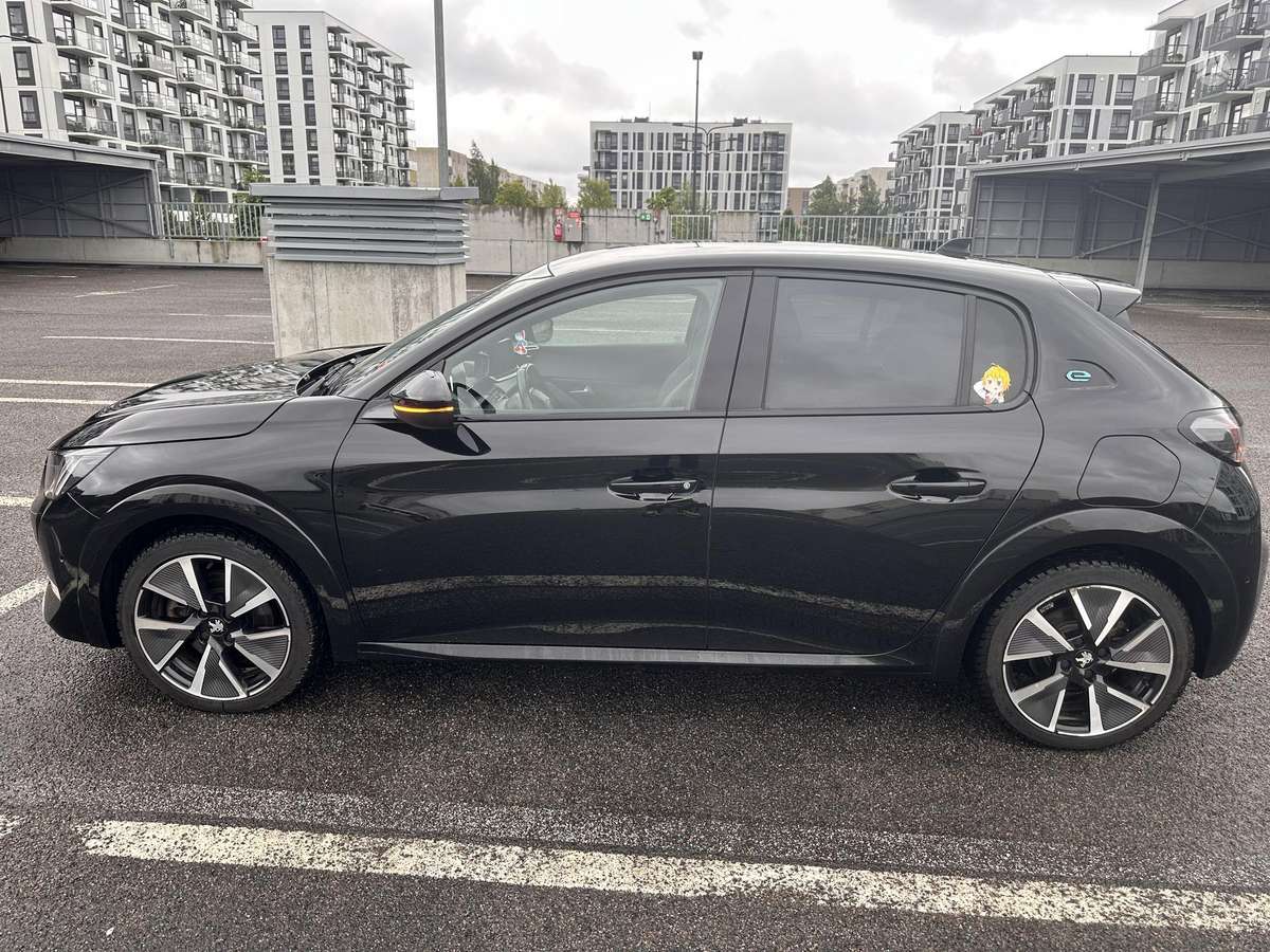 Peugeot 208 - 2