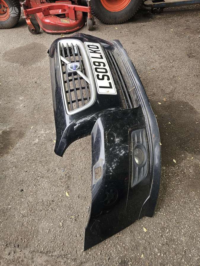 Volvo V50, Buferis, body parts