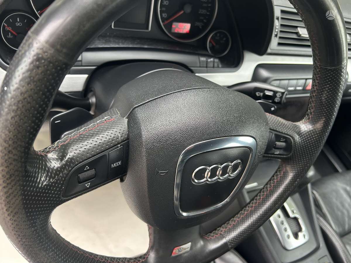 Audi A4, 2.0 l., universalas