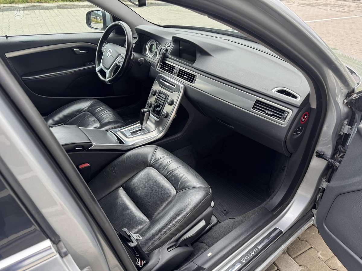 Volvo V70, 2.0 l., wagon