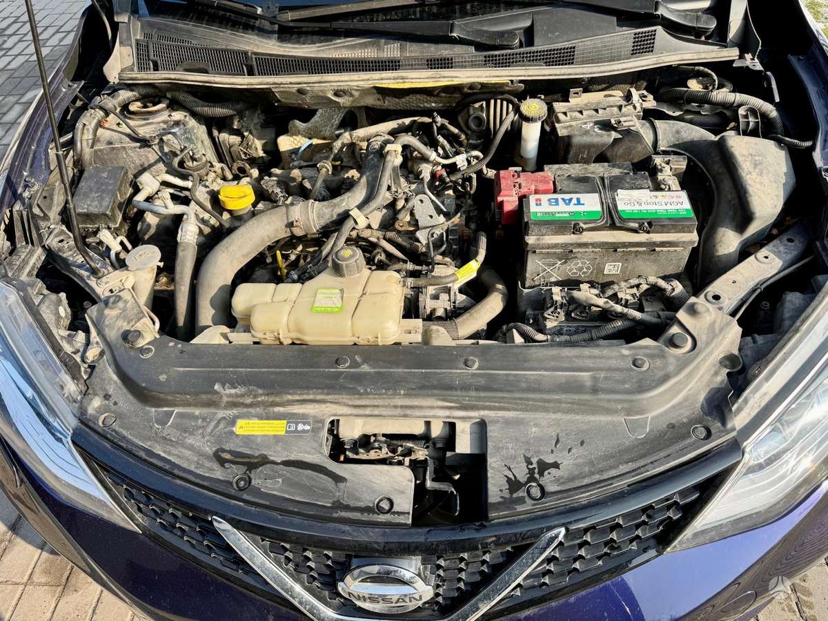Nissan Pulsar, 1.2 l., hatchback