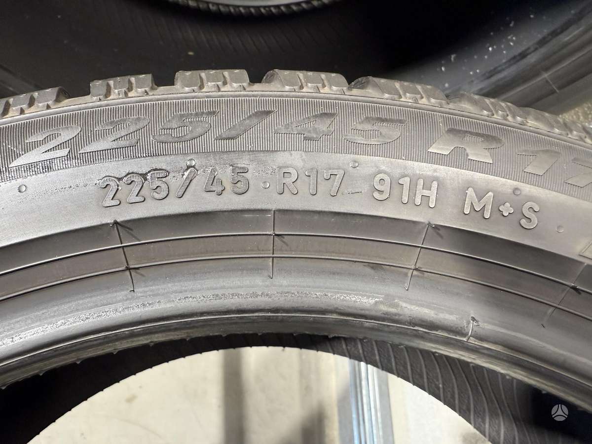 Pirelli Winter cinturato2, winter 225/45 R17
