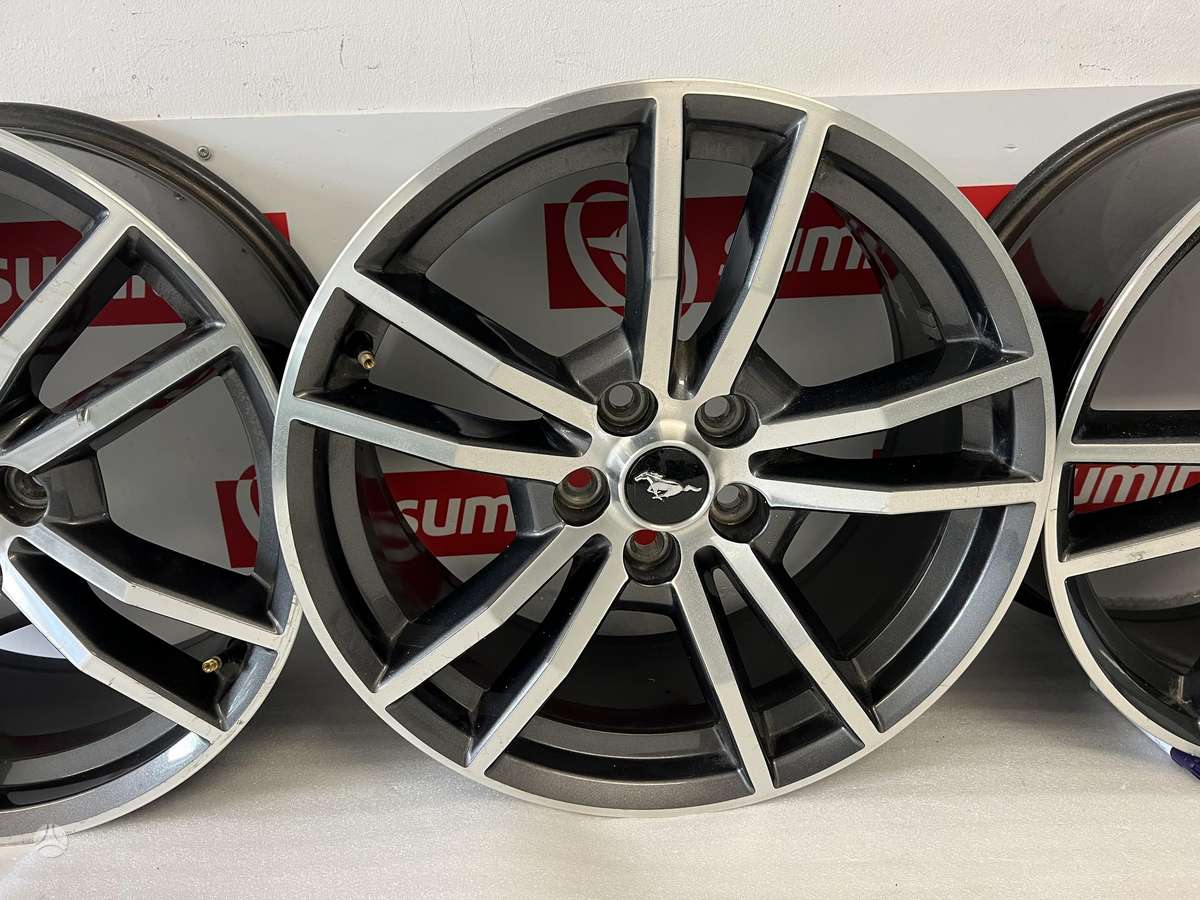 Ford Mustang, light alloy, R18